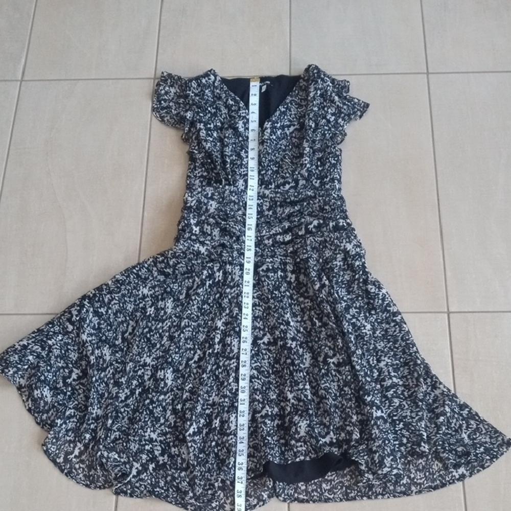 Elegant Black And Multi Color Midi Dress - Picture 13 of 15